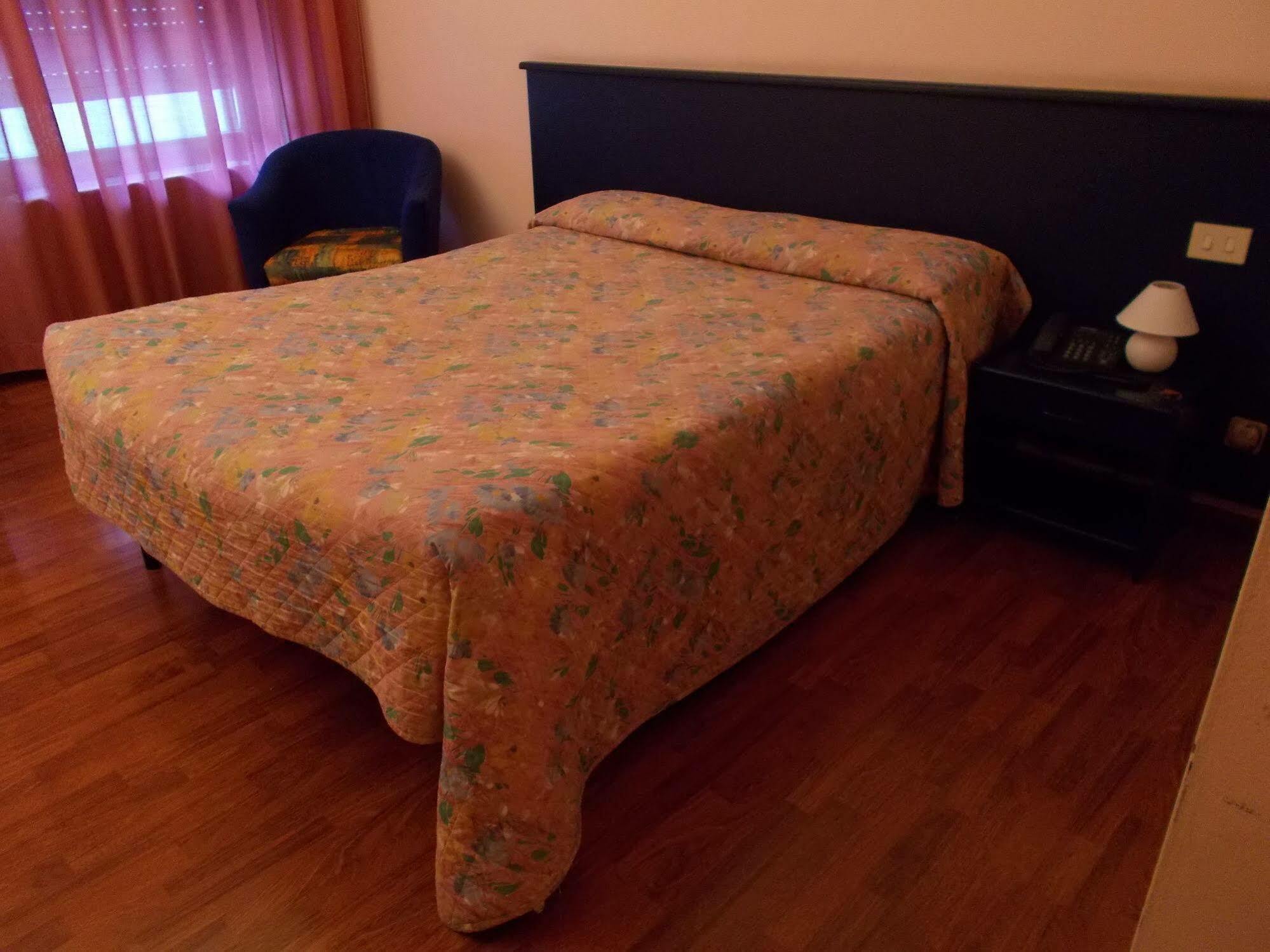 Residence Pola Μιλάνο Εξωτερικό φωτογραφία